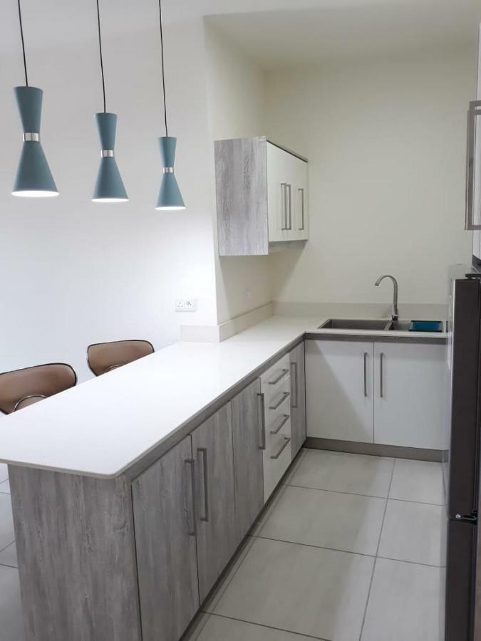 2 Bedroom Flat 15 Mins Walk From Flic En Flac Beach Екстер'єр фото