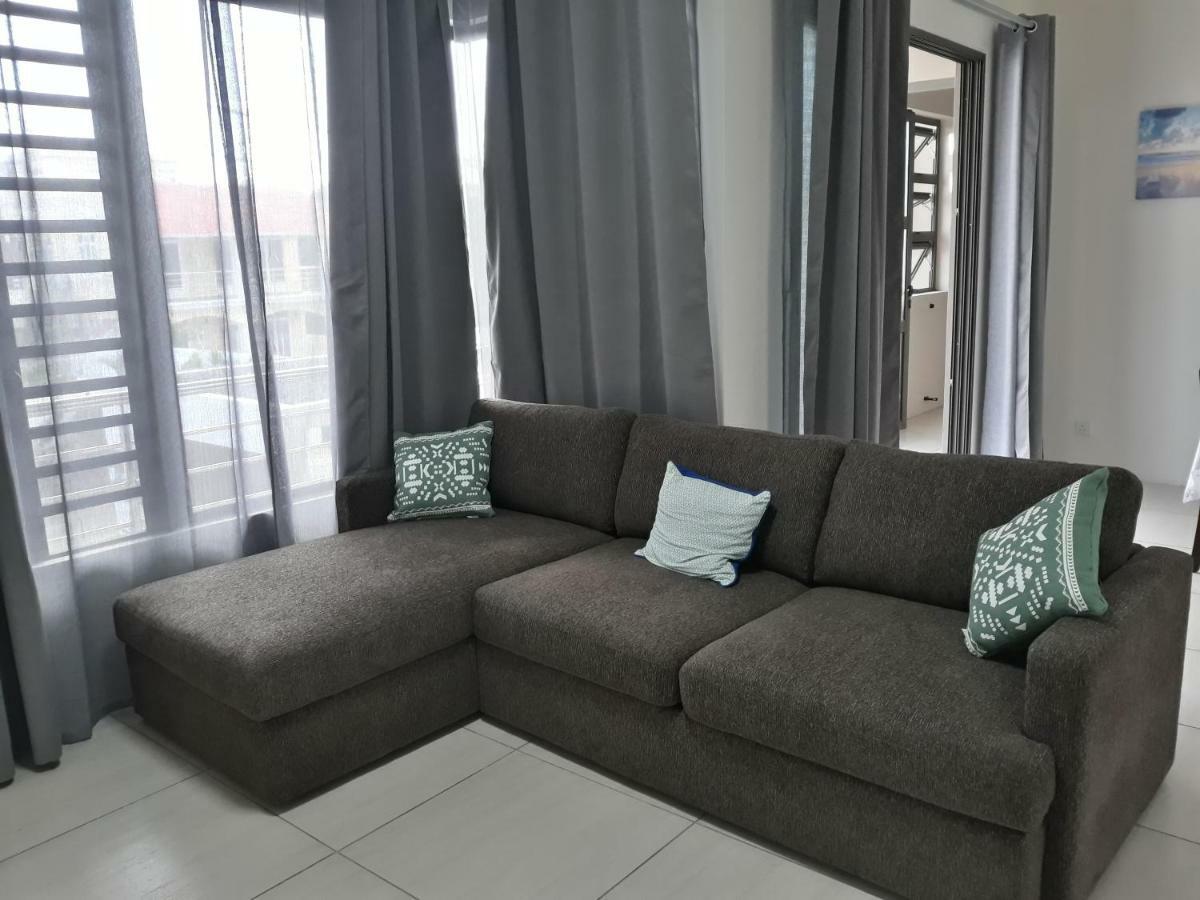 2 Bedroom Flat 15 Mins Walk From Flic En Flac Beach Екстер'єр фото